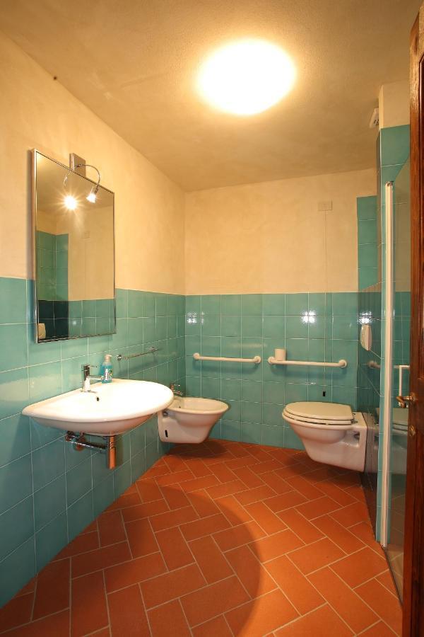 Agriturismo Podere La Casa パラーイア エクステリア 写真