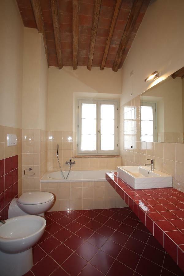 Agriturismo Podere La Casa パラーイア エクステリア 写真