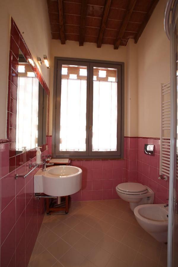 Agriturismo Podere La Casa パラーイア エクステリア 写真